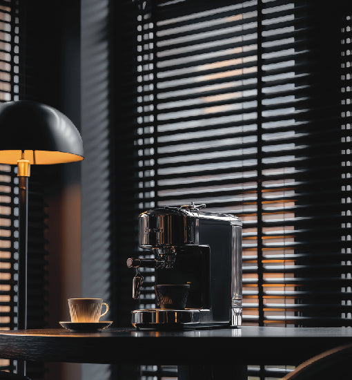 HORIZONTAL BLINDS